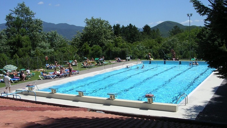 piscina-tavarone-centro-sportivo